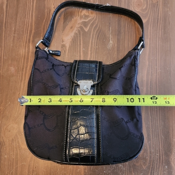 Chaps Black Shoulder Carry Zip Purse Bag With Double Mirror And Holders - Picture 16 of 16